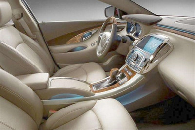 汽車裝飾加盟與汽車出租 投資成本與業務模式解析