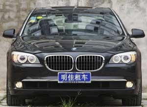 成都租車市場全解析 婚車、商務租車與汽車租賃公司指南